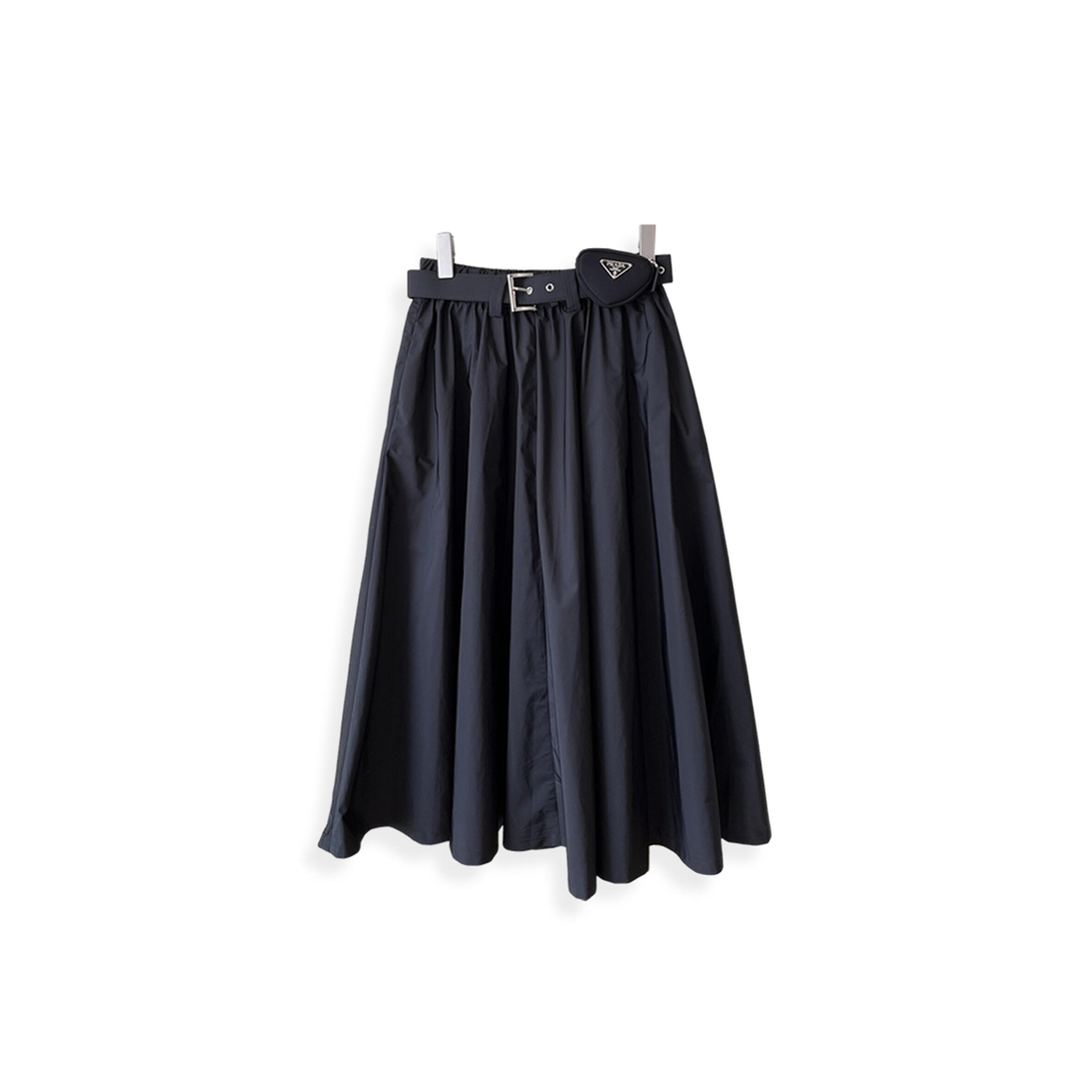 Pra*a black re-nylon skirt